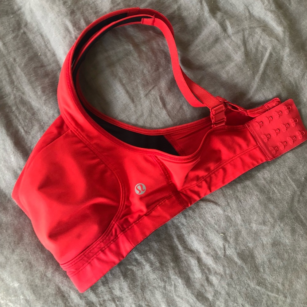 Lululemon sports bra 32D RED